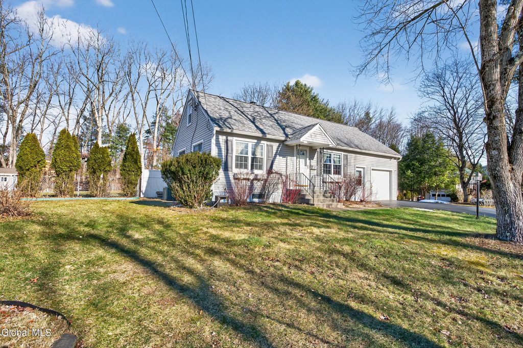 1 Velina Drive, Guilderland, NY 12203