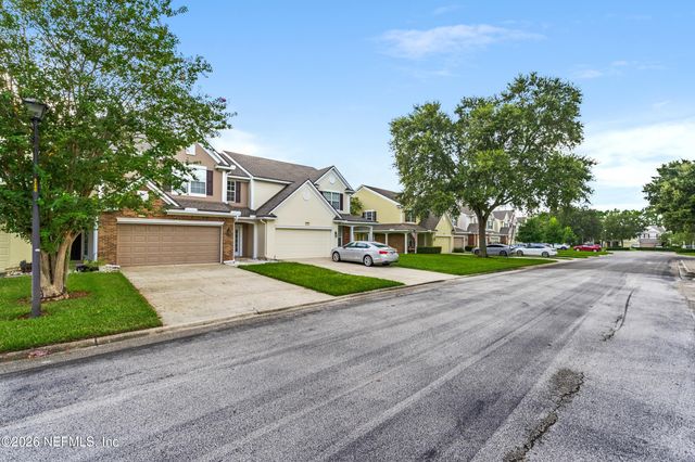 6280 AUTUMN BERRY Circle, Jacksonville, FL 32258
