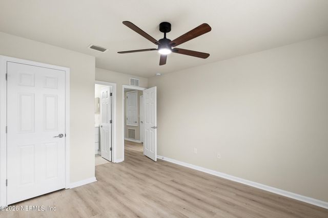 6280 AUTUMN BERRY Circle, Jacksonville, FL 32258