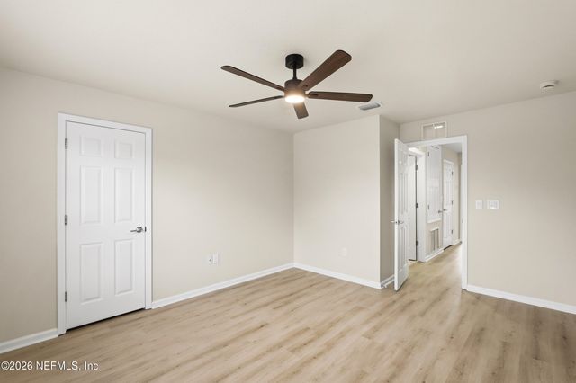 6280 AUTUMN BERRY Circle, Jacksonville, FL 32258
