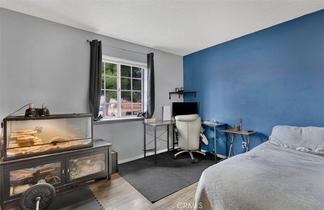 15268 Nanticoke, Apple Valley, CA 92307