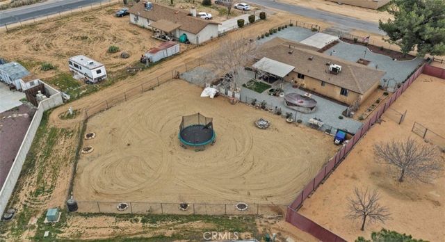 15268 Nanticoke, Apple Valley, CA 92307