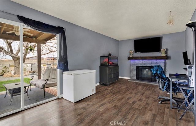 15268 Nanticoke, Apple Valley, CA 92307