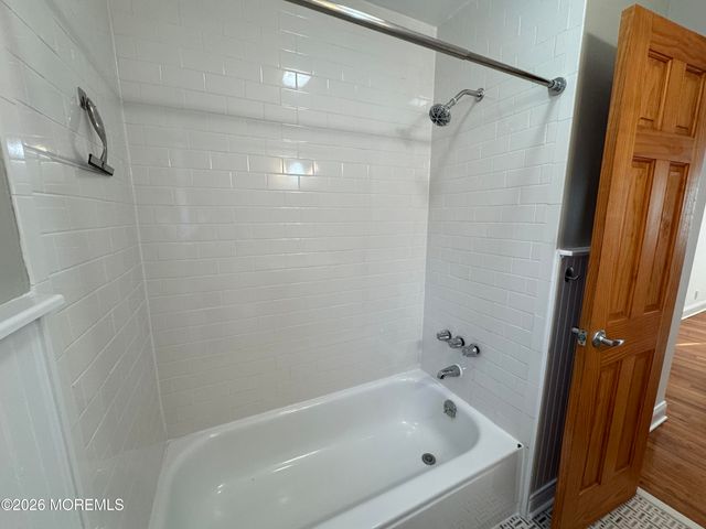 283 Spring Street 5B, Red Bank, NJ 07701