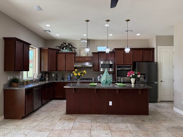 10315 E BERGERON Avenue, Mesa, AZ 85212