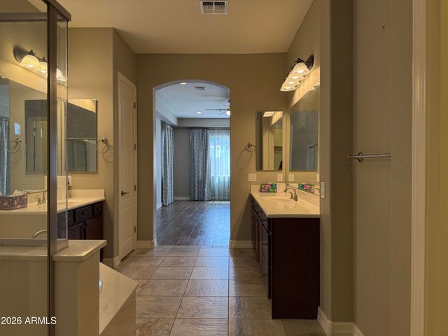 10315 E BERGERON Avenue, Mesa, AZ 85212