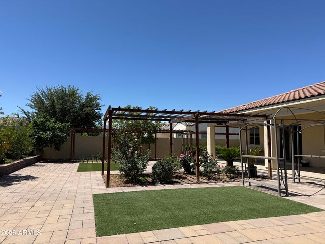 10315 E BERGERON Avenue, Mesa, AZ 85212