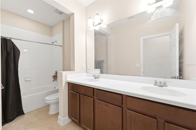 4924 BUTLER NATIONAL DRIVE, Wesley Chapel, FL 33543