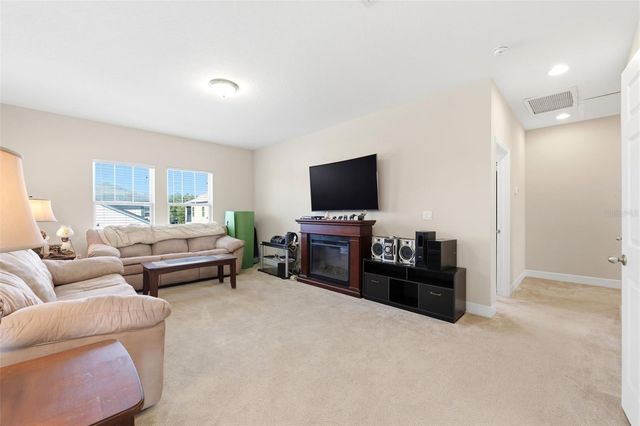 4924 BUTLER NATIONAL DRIVE, Wesley Chapel, FL 33543