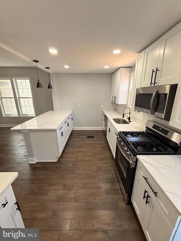 1326 S ST SE, Washington, DC 20020
