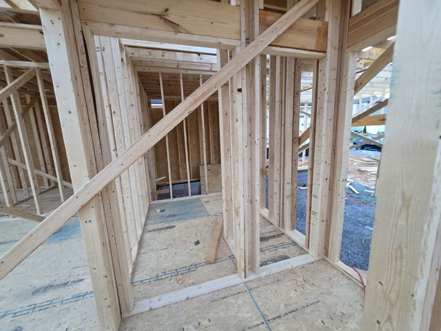 488 S Halifax Ct, Clarksville, TN 37040