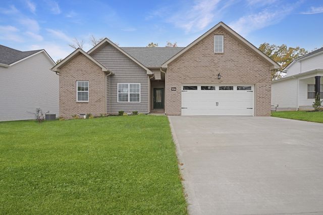 488 S Halifax Ct, Clarksville, TN 37040