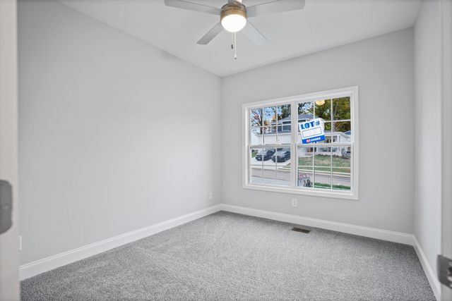 488 S Halifax Ct, Clarksville, TN 37040