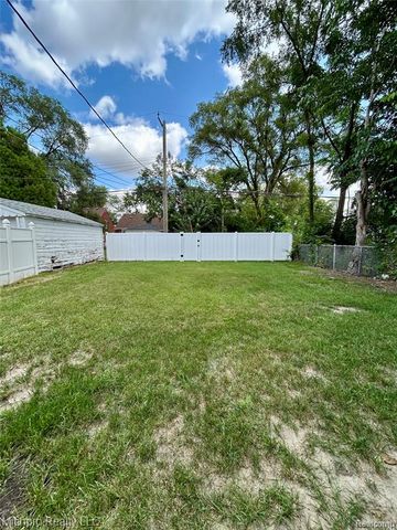 20410 Hanna Street, Highland Park, MI 48203