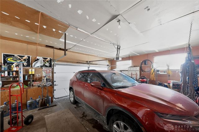 1025 Helke Road, Vandalia, OH 45377