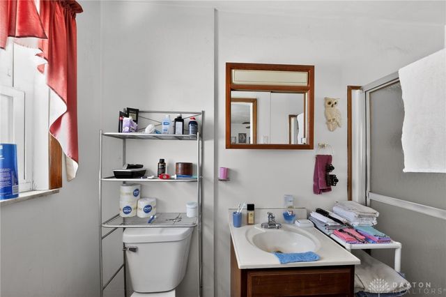 1025 Helke Road, Vandalia, OH 45377