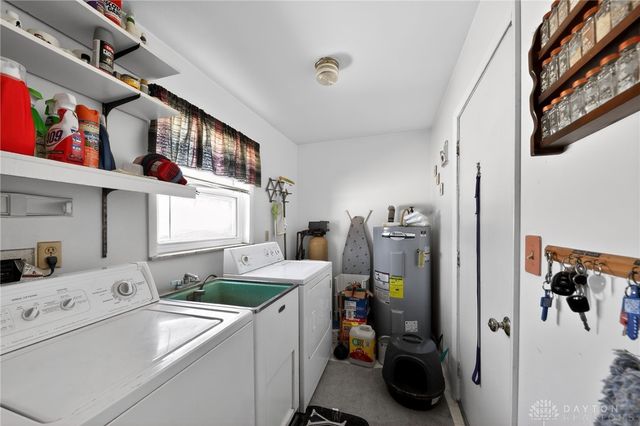 1025 Helke Road, Vandalia, OH 45377