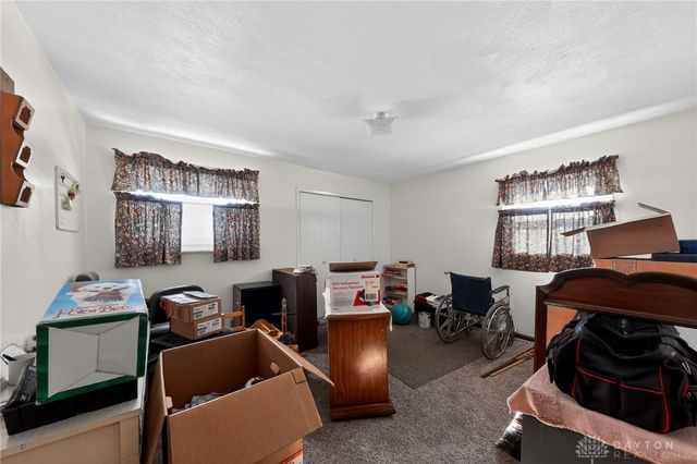 1025 Helke Road, Vandalia, OH 45377