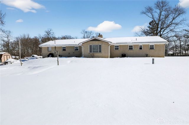 1025 Helke Road, Vandalia, OH 45377