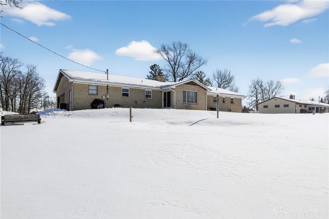 1025 Helke Road, Vandalia, OH 45377