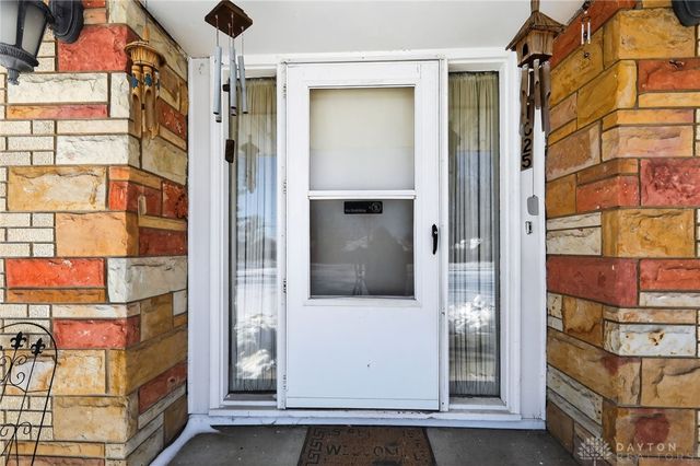 1025 Helke Road, Vandalia, OH 45377