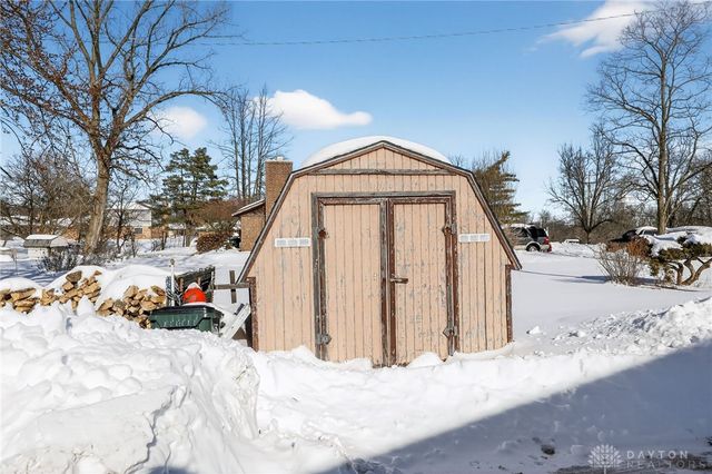 1025 Helke Road, Vandalia, OH 45377