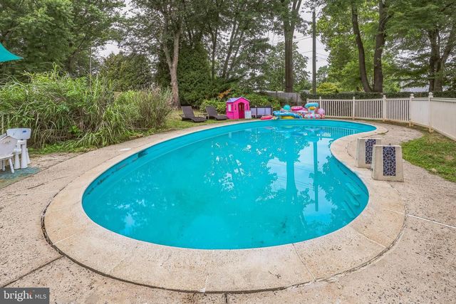 1510 DAWS RD, Blue Bell, PA 19422