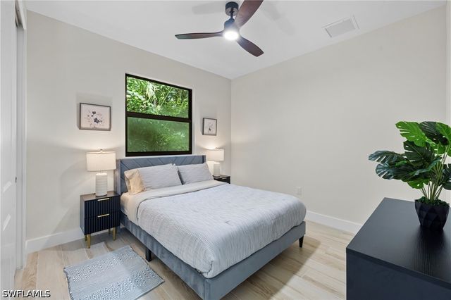 2533 Storter AVE, Naples, FL 34112