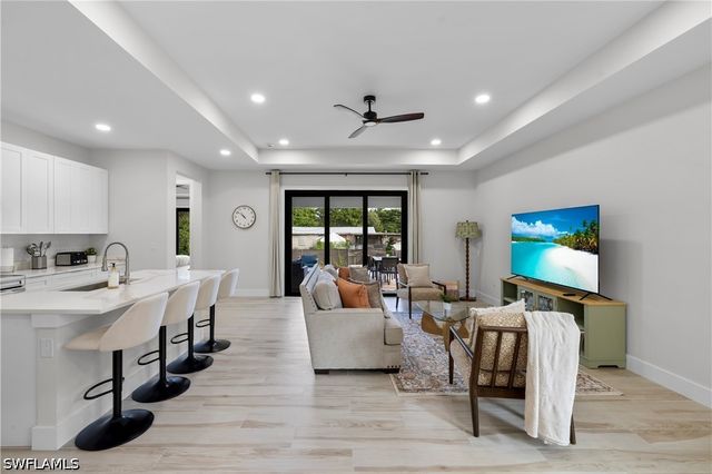 2533 Storter AVE, Naples, FL 34112