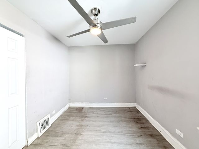 1426 W 112th Place, Chicago, IL 60643