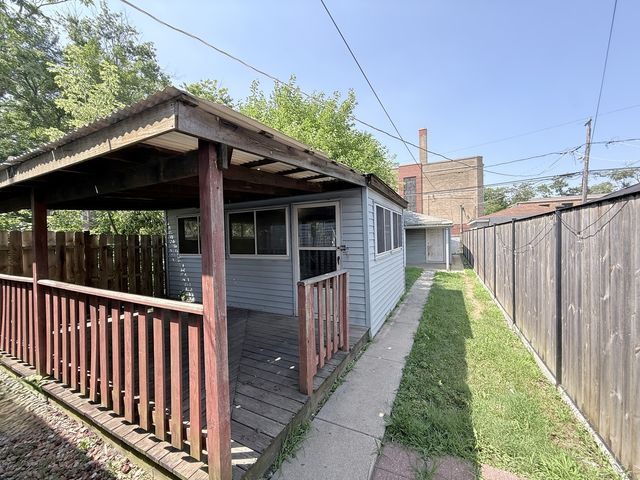 1426 W 112th Place, Chicago, IL 60643