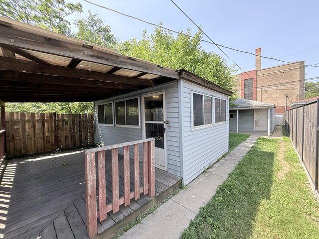 1426 W 112th Place, Chicago, IL 60643