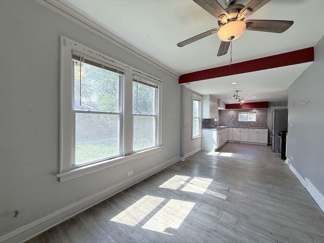 1426 W 112th Place, Chicago, IL 60643