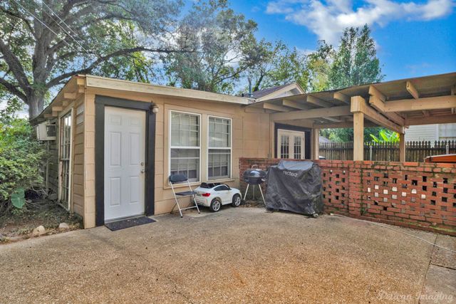 3541 Greenway Place, Shreveport, LA 71105