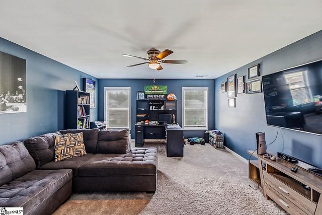 207 Kings Heath Lane, Simpsonville, SC 29680