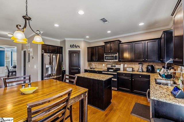 207 Kings Heath Lane, Simpsonville, SC 29680