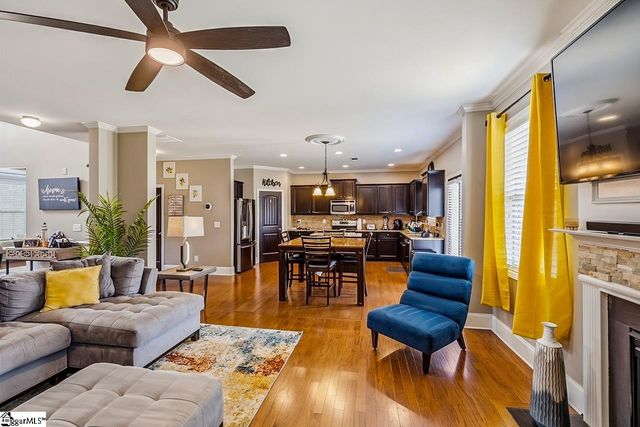 207 Kings Heath Lane, Simpsonville, SC 29680