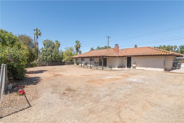 16425 Gardner, Riverside, CA 92504