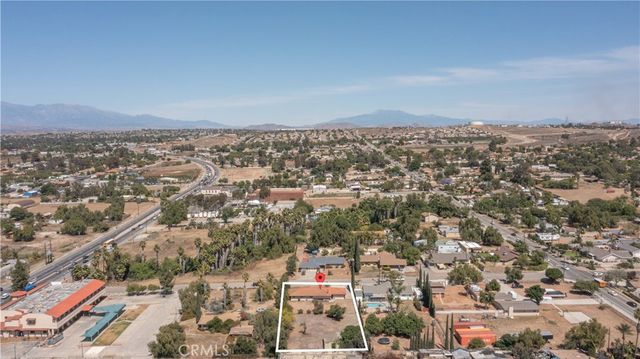 16425 Gardner, Riverside, CA 92504