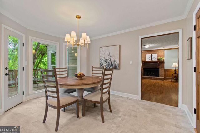 1811 Yorkshire Drive, Woodstock, GA 30189