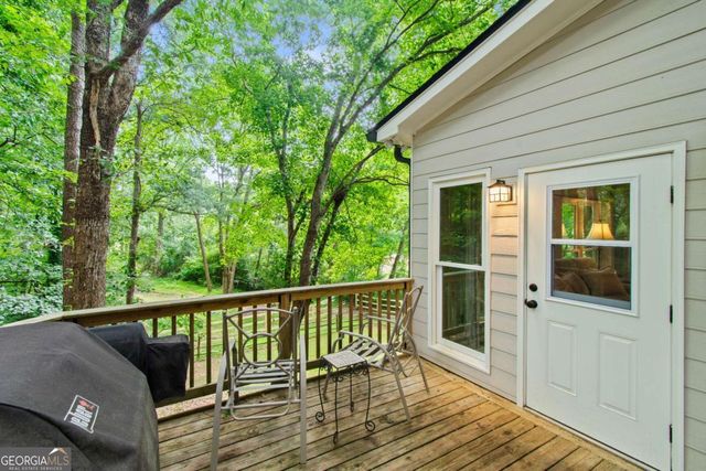 1811 Yorkshire Drive, Woodstock, GA 30189