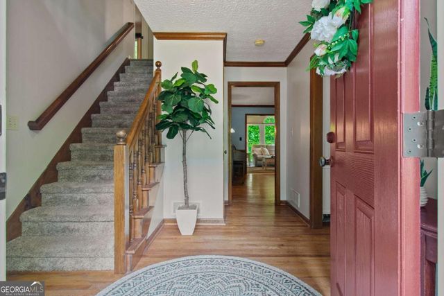 1811 Yorkshire Drive, Woodstock, GA 30189