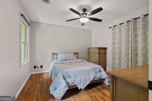 1811 Yorkshire Drive, Woodstock, GA 30189