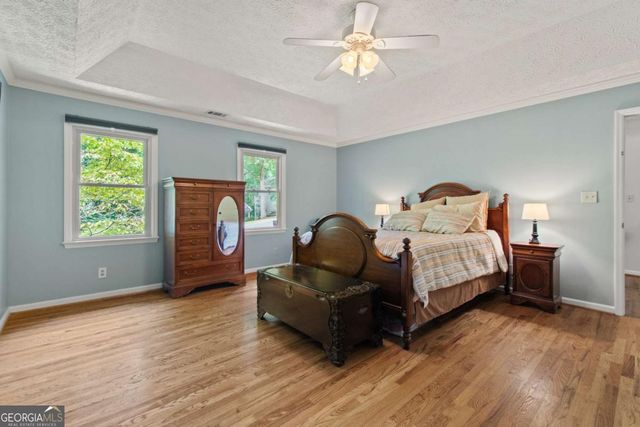 1811 Yorkshire Drive, Woodstock, GA 30189