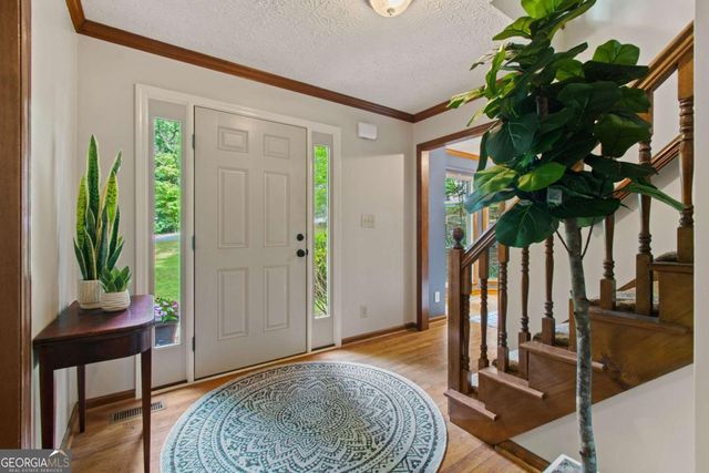 1811 Yorkshire Drive, Woodstock, GA 30189