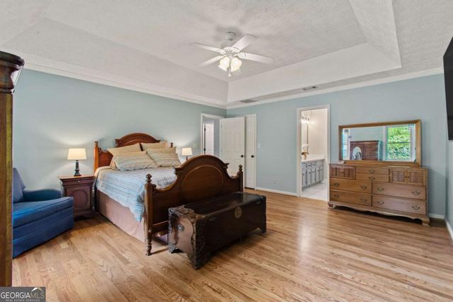 1811 Yorkshire Drive, Woodstock, GA 30189
