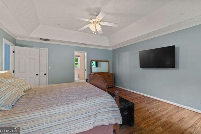 1811 Yorkshire Drive, Woodstock, GA 30189
