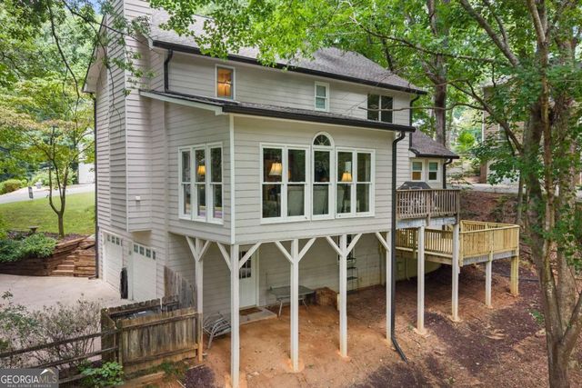 1811 Yorkshire Drive, Woodstock, GA 30189
