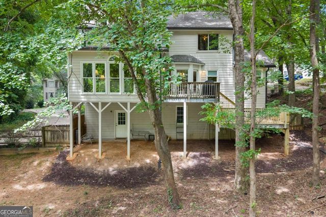 1811 Yorkshire Drive, Woodstock, GA 30189