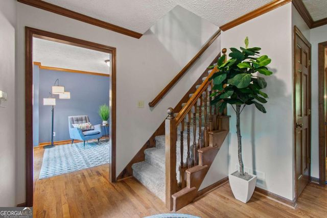 1811 Yorkshire Drive, Woodstock, GA 30189